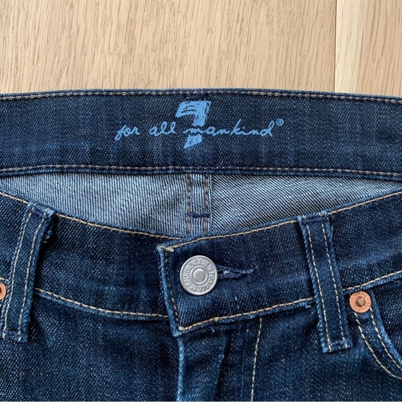 7 For All Mankind Dojo Capri Jeans - Picture 4 of 9